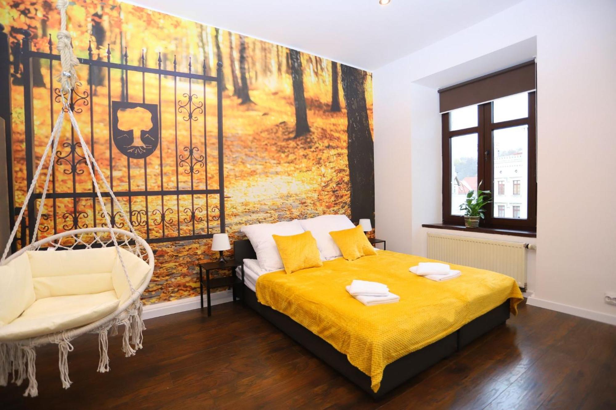 Pokoje Z Widokiem Na Wieze Walbrzych Ngoại thất bức ảnh
